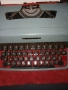 Италианска пишеща машина Olivetti Lettera 32, снимка 2