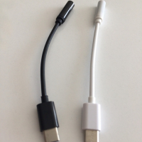 Преходник USB-C към Аудио 3.5мм жак, снимка 1 - Слушалки, hands-free - 36269280