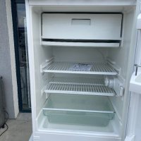 Малък хладилник с камера Либхер 79 см висок, снимка 3 - Хладилници - 44397273