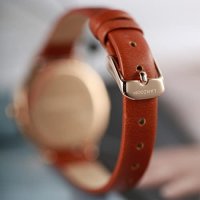 Нов Ретро Матиран Дамски часовник с кожена каишка/Подарък Жена Съпруга Майка, снимка 4 - Дамски - 41604652