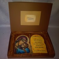 Икона на Света Богородица- Състарена книга с иконата /+снимка и поздрав, снимка 8 - Арт сувенири - 40898001