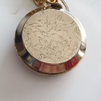 Дамски механичен часовник медальон Sperina, снимка 4 - Антикварни и старинни предмети - 41938225