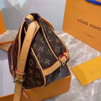 Дамска чанта LOUIS VUITTON - реплика, снимка 4 - Чанти - 35973196