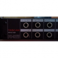 Продавам висококачествен пaч - Tascam Patch Bay PB-32W, снимка 2 - Ресийвъри, усилватели, смесителни пултове - 36142920