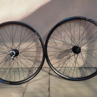 Продавам колела внос от Германия  двойно стенни усилени капли FBS 26 цола за дискови спирачки, снимка 1 - Части за велосипеди - 36102946