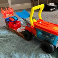 Hot Wheels Monster Trucks Arena комплект играчки коли за деца арена, снимка 6 - Коли, камиони, мотори, писти - 41886255