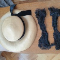 Стара ретро шапка със стари плетени ръкавици, снимка 1 - Антикварни и старинни предмети - 41067835