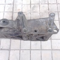 Конзола за двигател за Renault 8200140436, снимка 4 - Части - 41522402