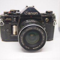 Фотоапарат Canon A-1 с широкоъгълен обектив 28mm/2.8