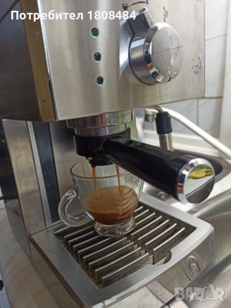 Кафемашина Саеко Поемия с ръкохватка с крема диск, работи перфектно , снимка 1