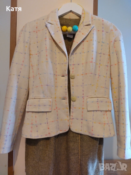 Дамски костюм в размер XS, снимка 1