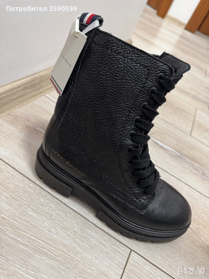 Зимни боти Tommy Hilfiger, снимка 1