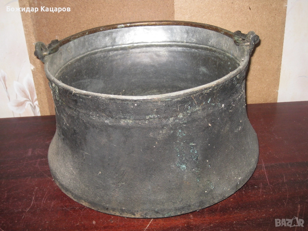 Голям меден котел, бакър. Цена 70 лева(35.79 €)Пращам по еконт. За София може и лично, да си го взем, снимка 1