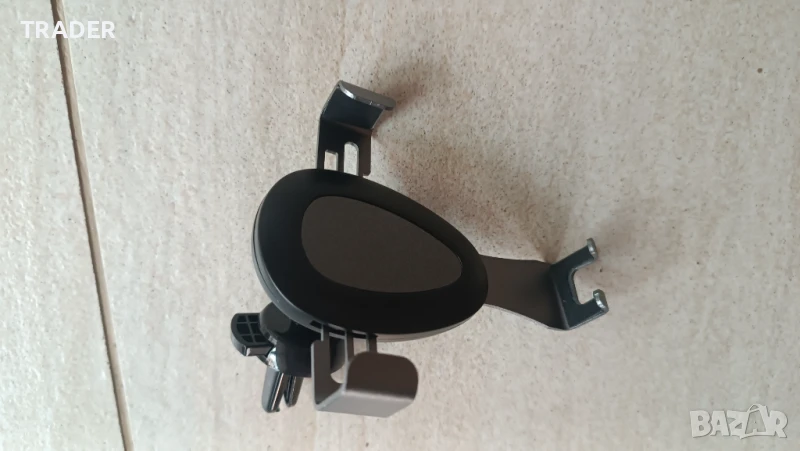 Универсална стойка поставка за телефон за автомобил, снимка 1
