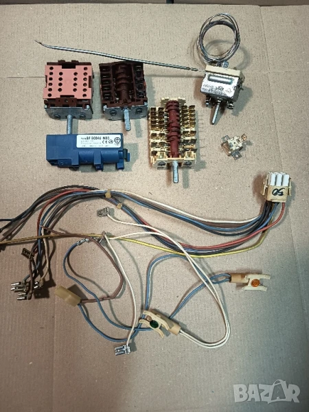 Части за готварска печка индезит 9 , снимка 1