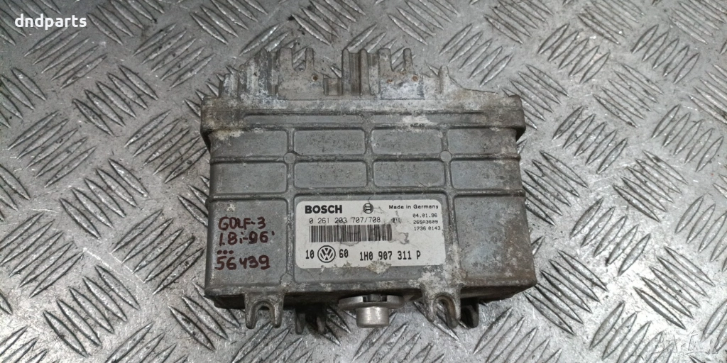 Компютър VW Golf 3 1.8i 1996г. 0261203707 1H0907311P , снимка 1