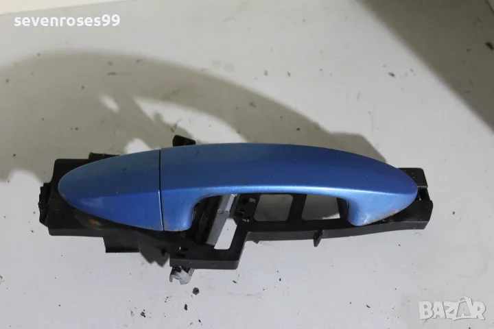 Дръжка външна дясна 2/3 врата Форд Фиеста 6 2011 1.4tdci 68hp Ford Fiesta 6, снимка 1