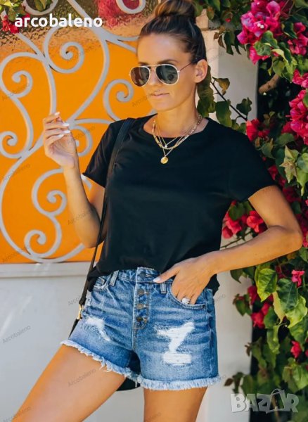 Дамски улични хипстърски скъсани дънкови къси панталони , снимка 1