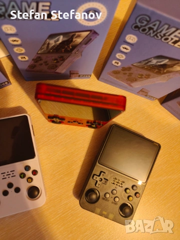 1Г ГАРАНЦИЯ R36s ArkOS ретро конзола Nintendo Sega PlayStation GameBoy NES Genesis Mega Drive Game, снимка 3 - Други игри и конзоли - 53135822