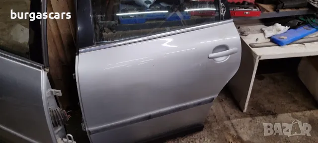 Врати предни задни лява дясна Vw Passat 5 5.5 - 90лв, снимка 5 - Части - 49727084