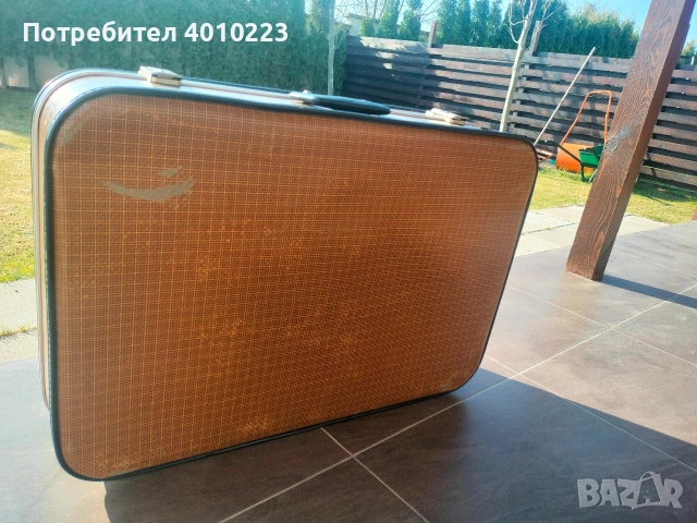 Продавам ретро куфар – запазен, снимка 2 - Антикварни и старинни предмети - 53843556