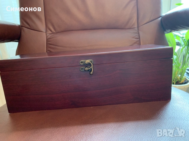 Подаръчна Луксозна дървена кутия за вино с 5 сомелиерски аксесоари, снимка 5 - Колекции - 53455444