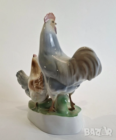 Порцеланова фигурка на Петел и Кокошки - Zsolnay Унгария, 20те години, снимка 3 - Статуетки - 53840996