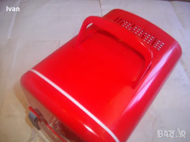 Нов Немски 220V 12V МИНИ ХЛАДИЛНИК 2 ФУНКЦИИ ИЗСТУДЯВАНЕ ЗАТОПЛЯНЕ Elektrischer Mini - Kuhischrank, снимка 3 - Хладилници - 47691274