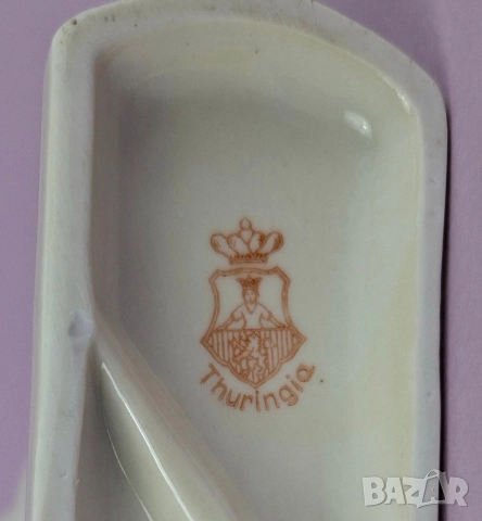 Порцеланова фигурка на дете, яздещо сърна - Thuringia, Германия, снимка 8 - Статуетки - 52171148