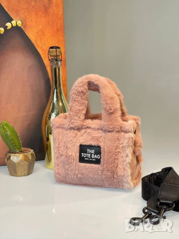 пухени чанти the tote bag marc jacobs, снимка 10 - Чанти - 51410727