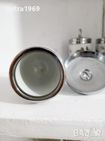 Единични порцеланови кодлери на Royal Worcester, снимка 15 - Съдове за готвене - 51953885