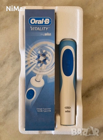 Електрическата четка за зъби Oral-B Vitality Plus CrossAction, снимка 7 - Друга електроника - 53152419