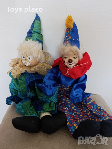 Два големи стари порцеланови палячовци Обща цена 30лв