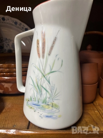 Изида от 1966 с най-рядко срещаната кана  Страхотен ретро модел и рядка декорация Размер-23/16 см , снимка 2 - Други - 52844168