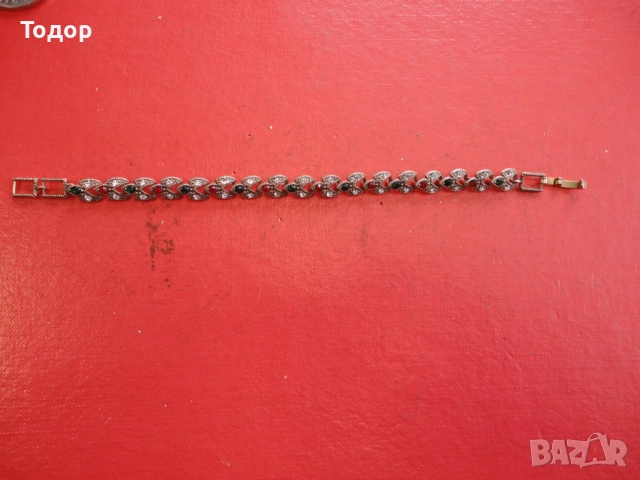 Позлатена гривна с камъни 3, снимка 2 - Гривни - 52661607