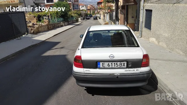 Opel Astra 1,6 бензин и гас.Колата се намира в Петрич, снимка 4 - Автомобили и джипове - 55876429
