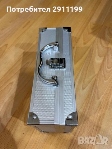 Малък алуминиев куфар, снимка 3 - Куфари с инструменти - 53828942