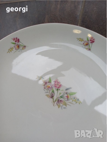 Българско порцеланово кръгло плато, снимка 4 - Чинии - 36092224