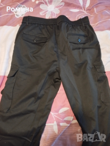 Мъжки черни панталони с джобове размер L, снимка 3 - Панталони - 53608350