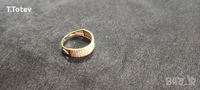 Златен дамски пръстен -14к -2гр, снимка 2 - Пръстени - 53451245