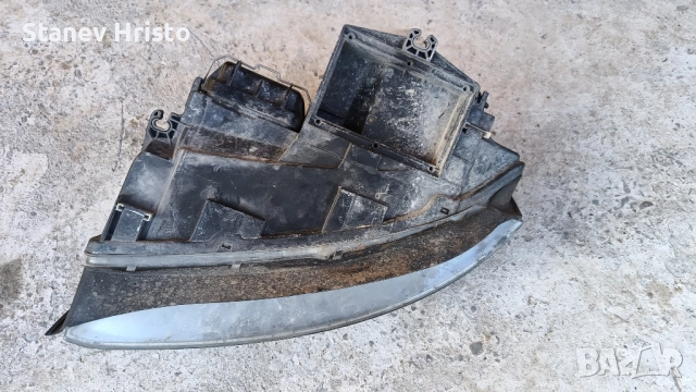 десен фар за АУДИ А4 Б6, снимка 2 - Части - 52438964