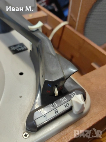 Лампов грамофон Schneider , снимка 4 - Грамофони - 53366805