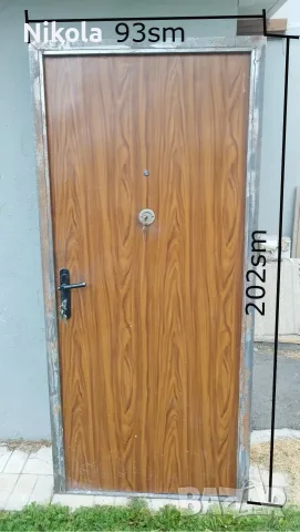 Метална входна врата с каса - лява 93/202см