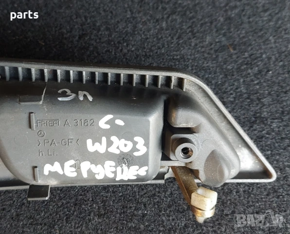 Задна Лява Вътрешна Дръжка и Бутон Ел.Стъкло Мерцедес C W203, снимка 5 - Части - 50560977