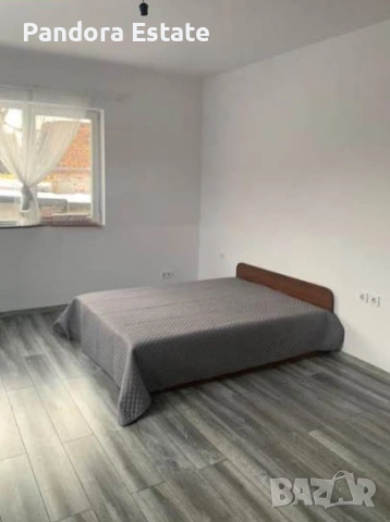 Продава тристаен апартамент в кв. Свобода, снимка 5 - Апартаменти - 53784840