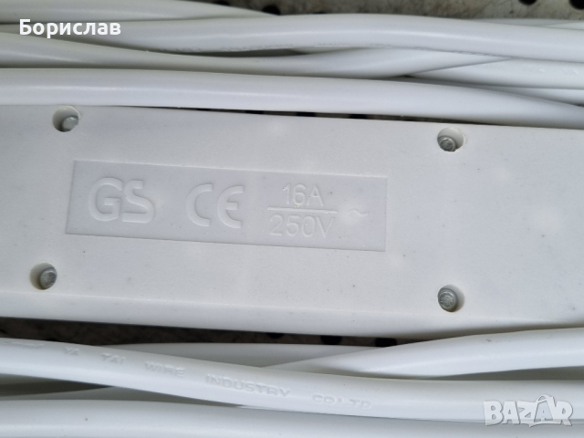 Разклонител от 6 гнезда с 5 м. кабел, снимка 4 - Разклонители и удължители - 36359070