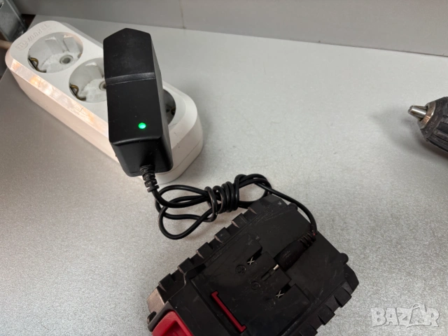 Работещо Винтовертче с батерия и зарядно, снимка 12 - Винтоверти - 53783386