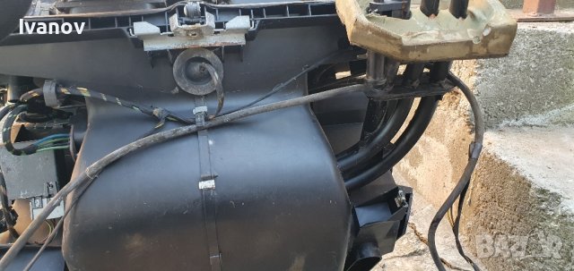 Парно бмв е34 Valeo вентилатор парно реостат радиатор парно клапи жило моторче парно  бмв е 34, снимка 3 - Части - 42521315