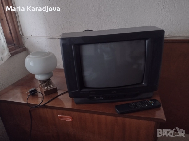 Подарявам телевизор