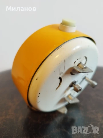 Стар механичен будилник, настолен часовник, снимка 4 - Антикварни и старинни предмети - 50566393